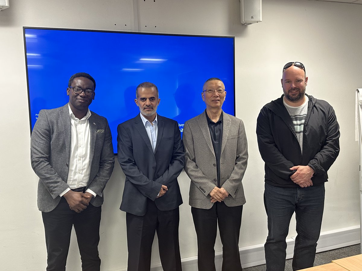 Professor PK Senyo (@pksenyo) on Twitter photo A few years ago, I was in this room <a href="/HenleyBSchool/">Henley Business School</a>, <a href="/UniofReading/">Uni of Reading</a> for my viva. This week, I was in the same room as the external PhD examiner. It was amazing working alongside my PhD supervisor as the internal examiner. A few years ago, I was in this room <a href="/HenleyBSchool/">Henley Business School</a>, <a href="/UniofReading/">Uni of Reading</a> for my viva. This week, I was in the same room as the external PhD examiner. It was amazing working alongside my PhD supervisor as the internal examiner.