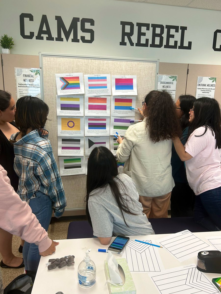 cams_wellness's tweet photo. During our last week of school, our students celebrated LGBTQ+ Pride Month! They learned about various pride flags, and had a chance to color their own! 🏳️‍🌈🤍🏳️‍⚧️ https://t.co/8yveJXs5Q8