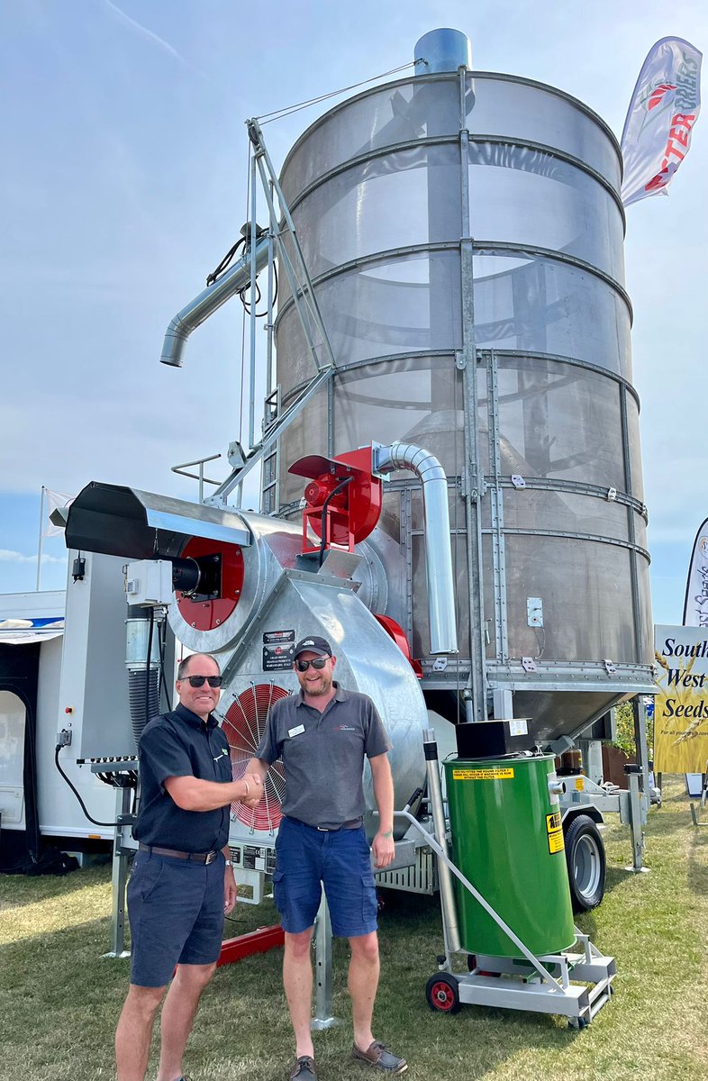 Master Farm Services tweet media