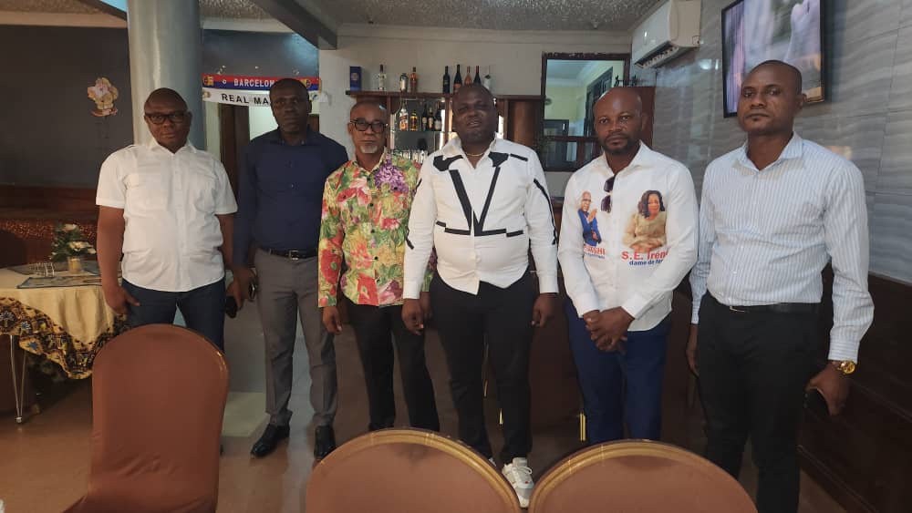 AfdpcOfficielle's tweet photo. #AFDPC toujours en avant pour une réussite, ils ont été reçus par le Vice-président National du parti AFDPC, parti cher à l'hon. Acheni LUKWEBO, les différentes personnalités représentantes les personnes vivant avec handicap, Mr David WASIWADIO à son cabinet de travail ce jeudi. https://t.co/doPzkWxtMj