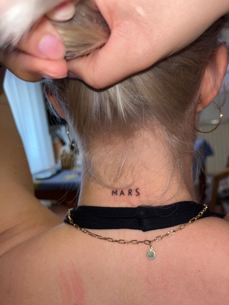 IruneGonzalez's tweet photo. MARS TATTOO #dom #yungblud https://t.co/3rIuyDcUXw