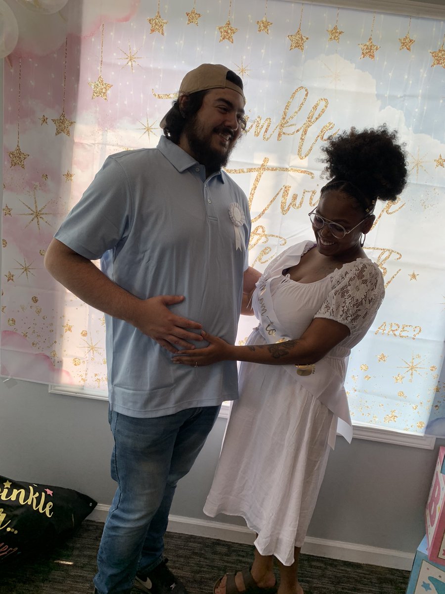 LifeOfChy's tweet photo. Pt 1. Of my gender reveal pictures &amp; videos ✨ I’m so happy Jehovah blessed us with our son and we can’t wait to meet him 9-7-23 ☀️💛 I’m so thankful for everyone who came through and celebrated this moment with us. I wanna thank my mom and aunties for making this special 🥹🫶🏾 https://t.co/DinNnYtef8