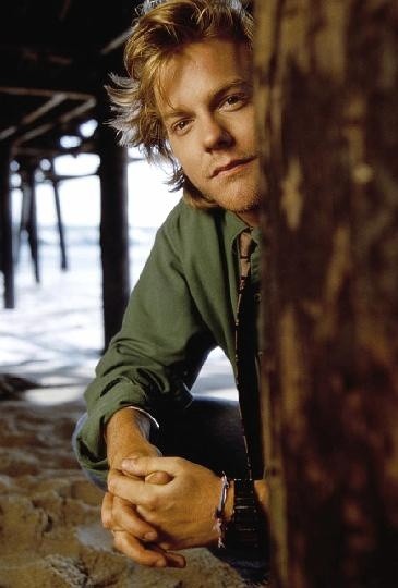 Seeing the #RedBankWhisky ads, I had to think of this old photoshoot 🥰🥰🥰 So dreamy ... 😍 I really love him in a maritime setting 🥺💙 🌊
#KieferSutherland