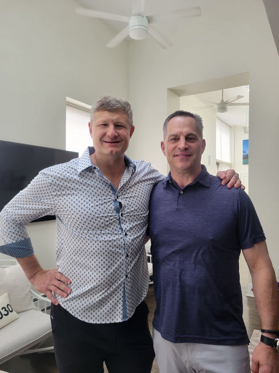 thenetworkwise's tweet image. 🎧Adam Connors here with Ep. 100 of Conversations with Connors! Join us for a deep chat with George Kollitides on leadership, AI's impact, and the influence of coaching. Tune in on Spotify: open.spotify.com/show/1Wlryy077… #Leadership #Coaching #AIDisruption #Podcast