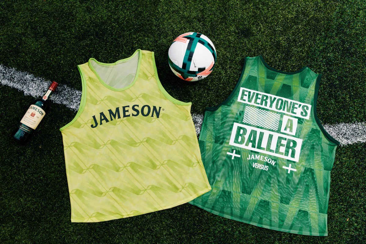 jameson_uk's tweet photo. 🚨 Calling all 5-aside players 🚨 

Get your hands on our new Jameson X @vsrsus football bibs to kit out your team for your next weekly. 

To win: 
👉 RT this tweet 
👉 Comment yellow or green below
18+ UK only. T&amp;Cs apply.  
#Jameson https://t.co/KYIwNBQkUe