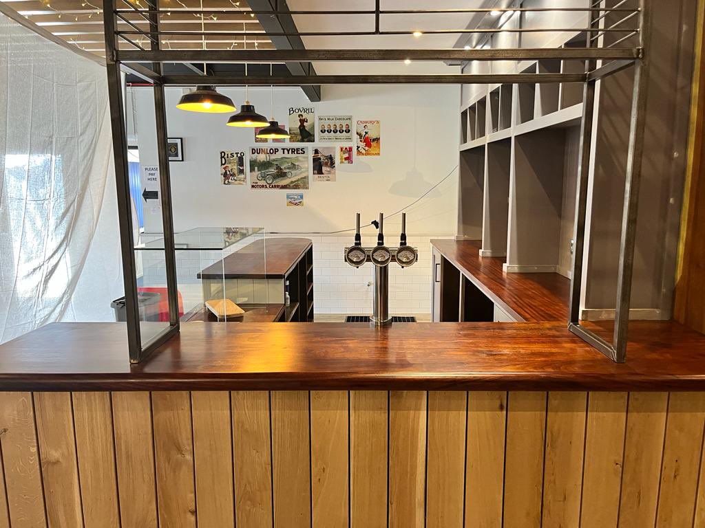 Thanks for your patience this week, our new bar area is almost complete. #truckstop #truckers #trucking #chippenhampitstop #m4services