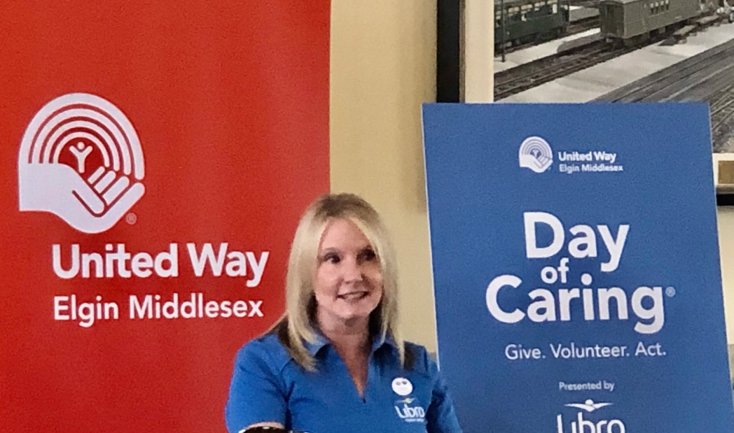 ‘We are more than the places we work - when we volunteer, we make an impact on the community.’ Nichole Heron of @Libro starts #DayofCaring in #stthomasproud @unitedwayemca @BucklandTweets @GD_LandSystems