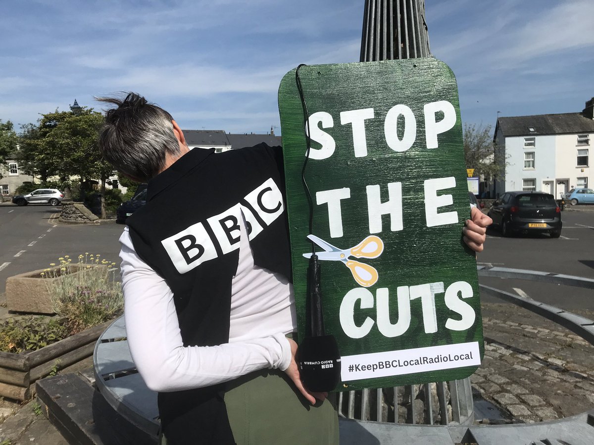 The BBC Radio Cumbria Barrow studio went three years ago so I don’t have an office to strike outside. Here’s my homeworker protest on the Cumbria Way marker. Stop (more) Cuts 😭 #KeepBBCLocalRadioLocal <a href="/NUJofficial/">NUJ</a>