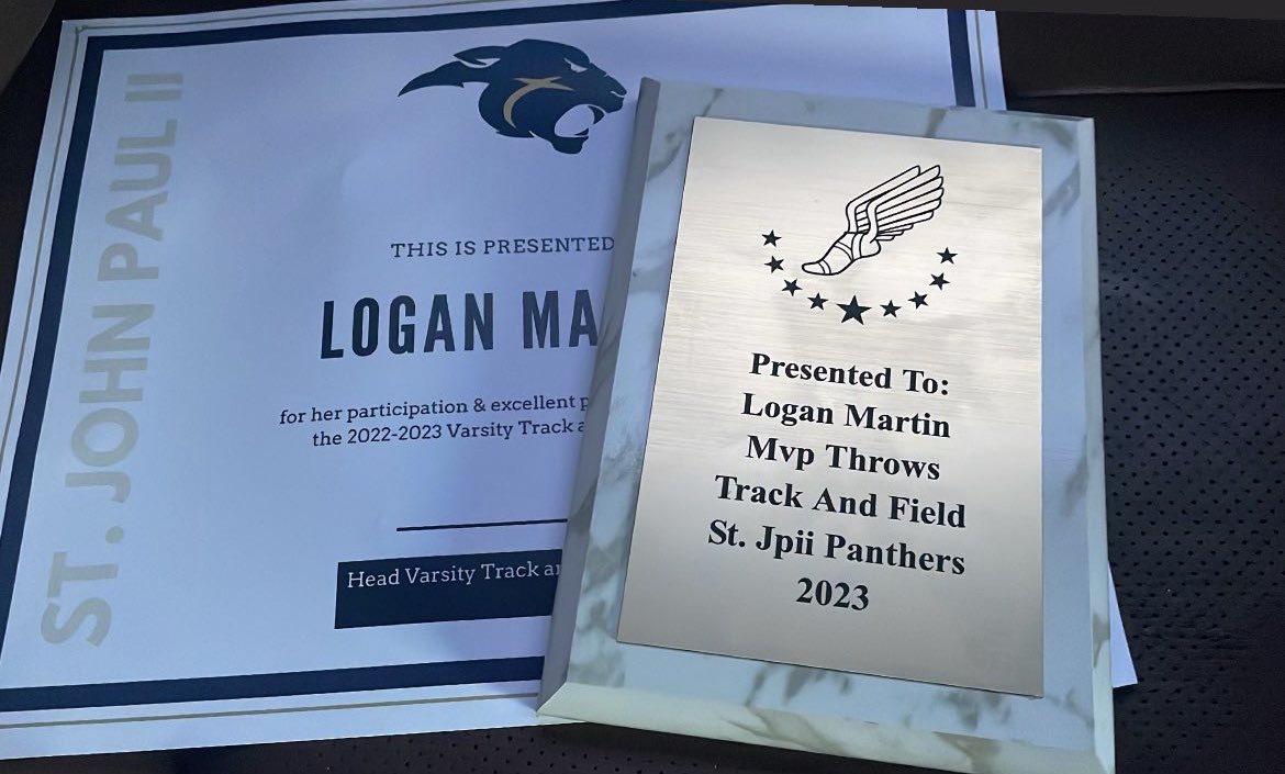 What a great great freshman szn 🔥
- School Record Holder
- District Champion 
- State Qualifier 
- MVP
Now on to the junior olympics !