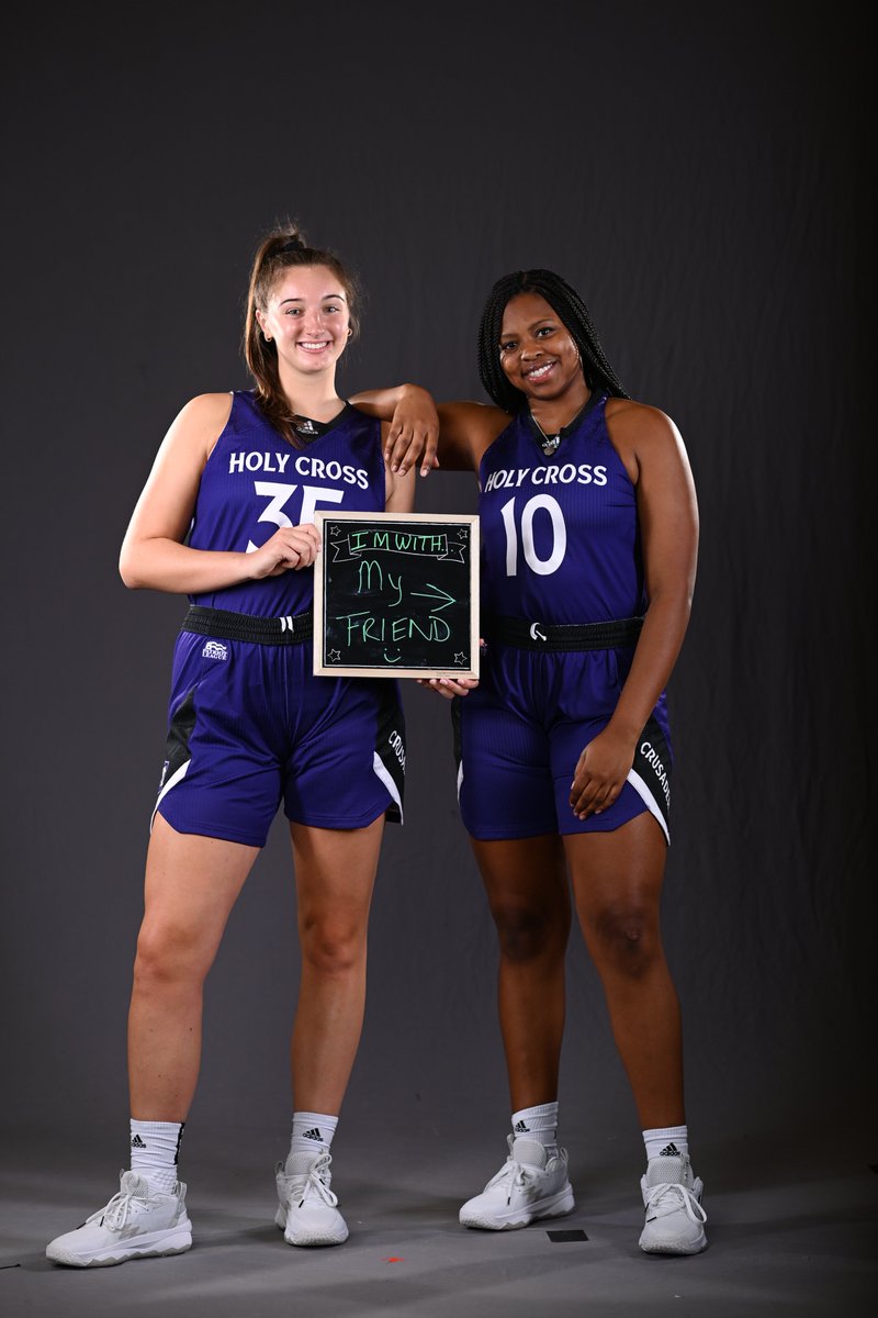HCrossWBB's tweet photo. You got a friend in meeeee 🤩

#NationalBestFriendsDay | #GoCrossGo https://t.co/gIDIeapjSH