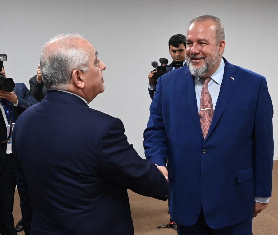 El encuentro del Primer Ministro🇨🇺, <a href="/MMarreroCruz/">Manuel Marrero Cruz</a>, con su homólogo de Azerbaiyán, Ali Idayat Ogli Asadov, puso fin a la jornada de este jueves. El interés por fomentar las relaciones económicas y comerciales y, sobre todo, los servicios médicos distinguió las conversaciones.✍️