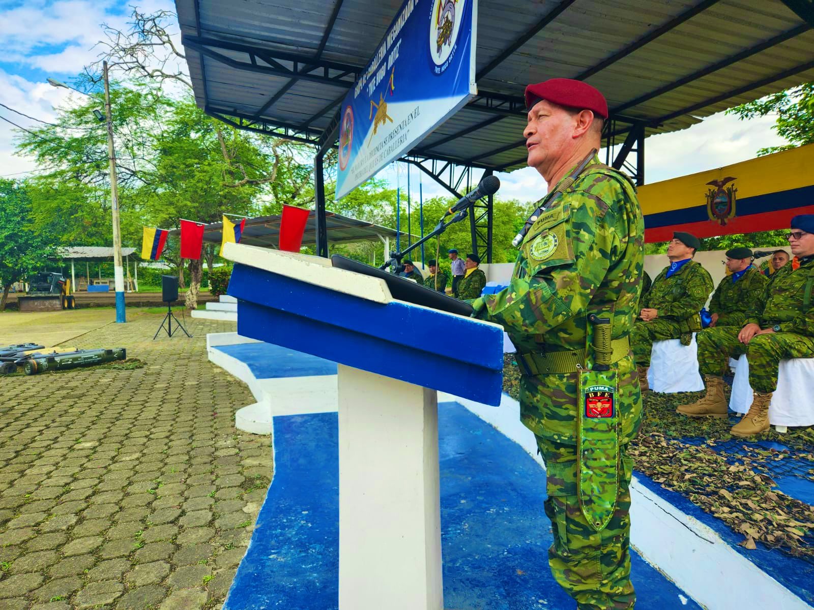 httpspbstwimgcommediaFyHMFf0XoAImQEaformatjpgnamelarge