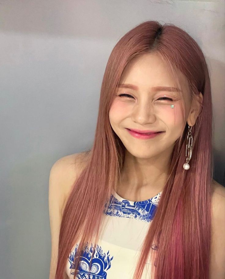 PINK HAIR UMJI WAS THE BEST ACT IN THE WORLD