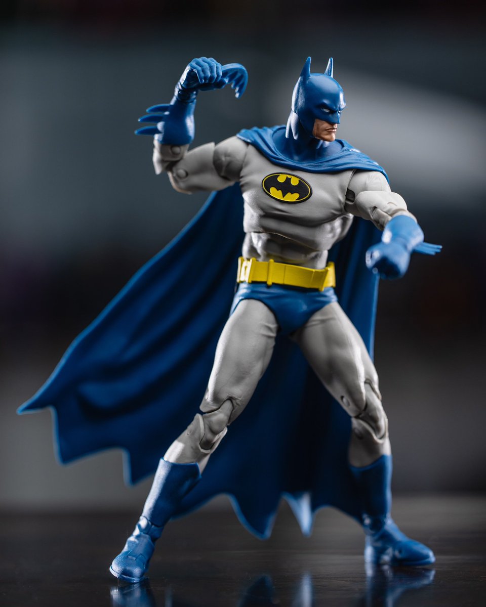 Here is a look at Knightfall Batman by @mcfarlanetoys 

#batman #knightfallbatman #classicbatman #70sbatman #80sbatman #90sbatman #mcfarlanetoys #toyreview #actionfigurereview #toycommunity #dccomics #dcofficial #toyshiz #actionfigurephotography