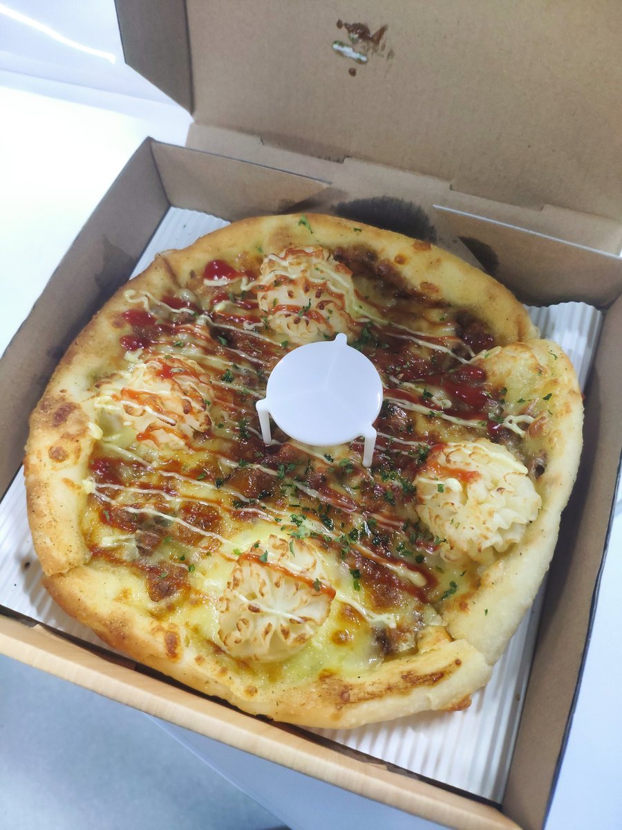 wu1256525's tweet photo. 好讨厌活着的 每天都在吵架 好烦 爱谁去工地谁去😇滚呐 要不是还要去线下cafe 我就不太想活着了😇 https://t.co/x3z9cdKTEL
