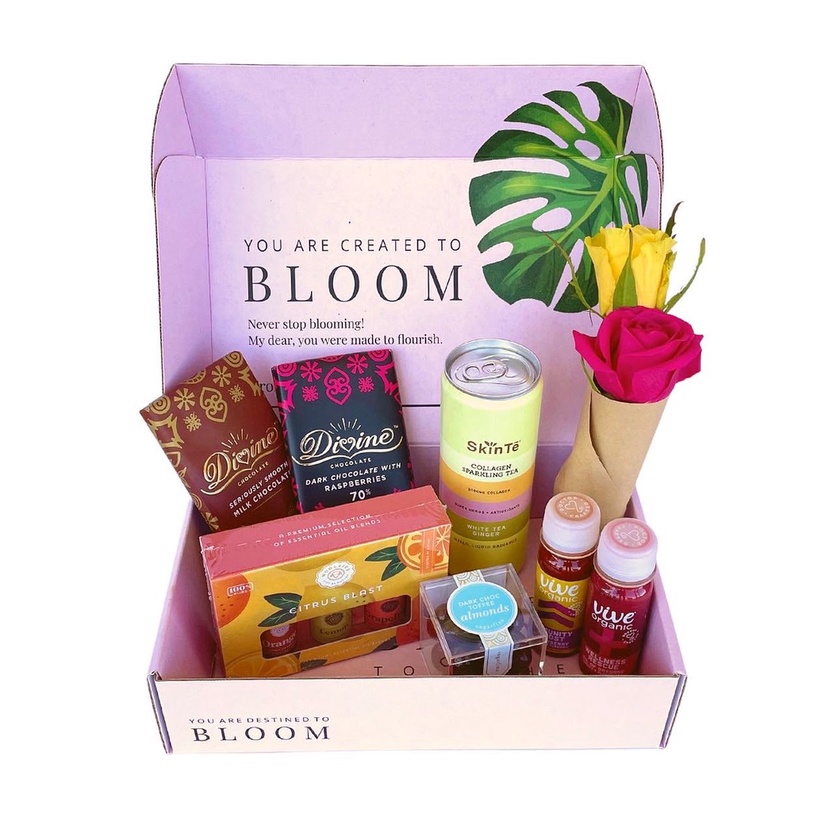 All your favorite brands, all in one box. Have you ordered yourself a Bloom Box yet? Try it at angiesfloraldesigns.com

🌸🌸🌸

#bloombox
#subscriptionbox 
#brands
#brandambassador 
#brandpartnerships