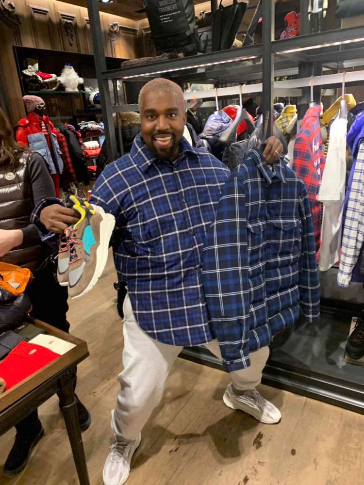 Kanye turned 46 today 🎈

Happy Birthday to Kanye West 🐐