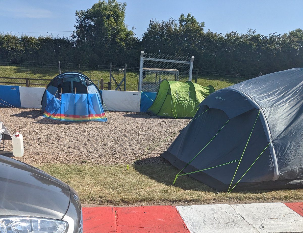 ChronicallyVex's tweet photo. Access at Download Festival has been a nightmare.
- Ableist staff
- Blocked fire lanes 
- People camping on gravel.
- Wheelchair users blocked in their tents
- Dangerous shuttle buses with no staff at stops and hours wait.
-Someone on a mobility scooter has been hit by a car. https://t.co/HOn7A84hJw