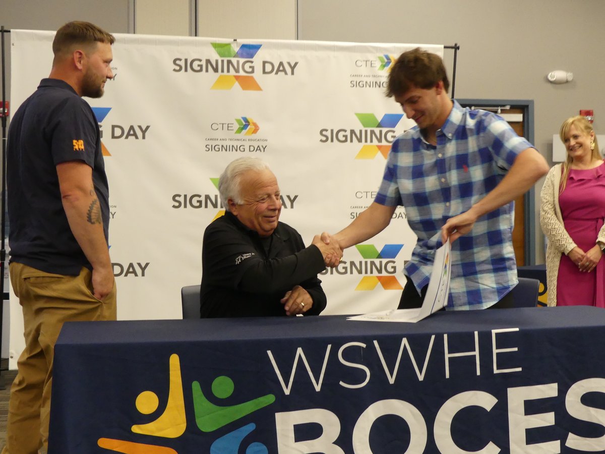 WSWHEBOCES's tweet photo. Knowing you are starting your career right out of high school must be a great feeling! That was the sentiment at CTE Signing Day on June 6. See our full story and a link to tons of photos: https://t.co/3EVFTFwtQ7 https://t.co/Bg8gGptlbK