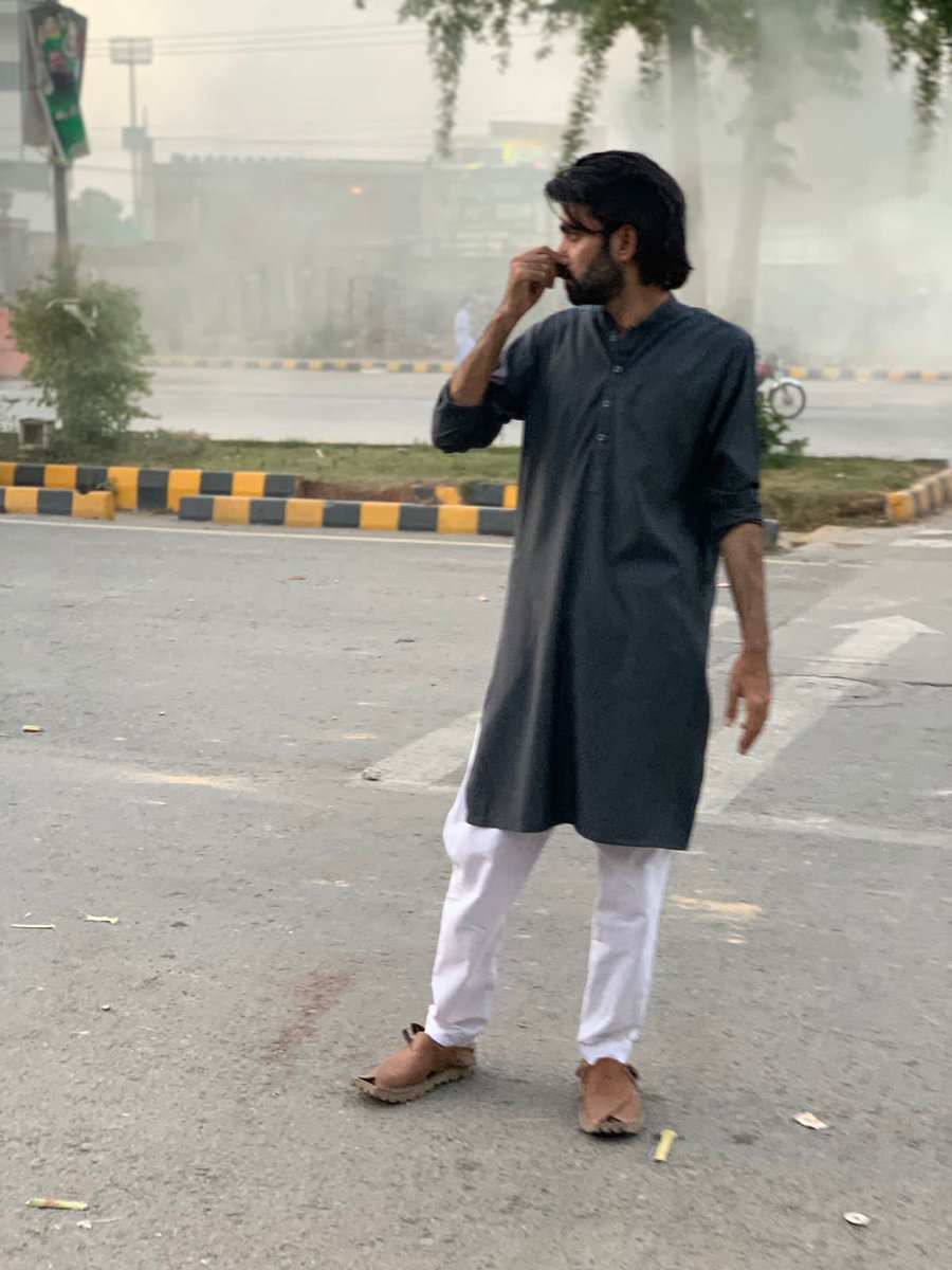 CallMeZurmati's tweet image. ہم تو مخلص رہیں گے تمھاری گارنٹی کون دیگا؟
#thursdaymorning 
#zurmati
#android_developer
#viral