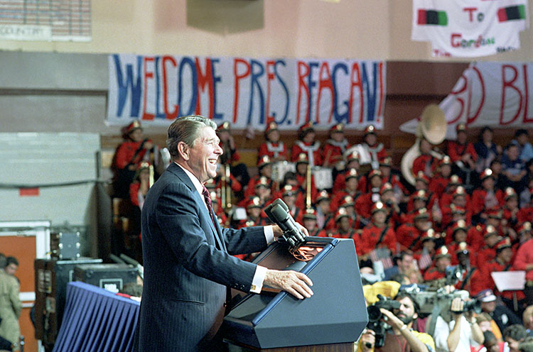 Teachers, click the link below to check out the free, online “Civics for All of US” professional development workshops coming this summer!

civics.archives.gov/workshops

#ArchivesCivics