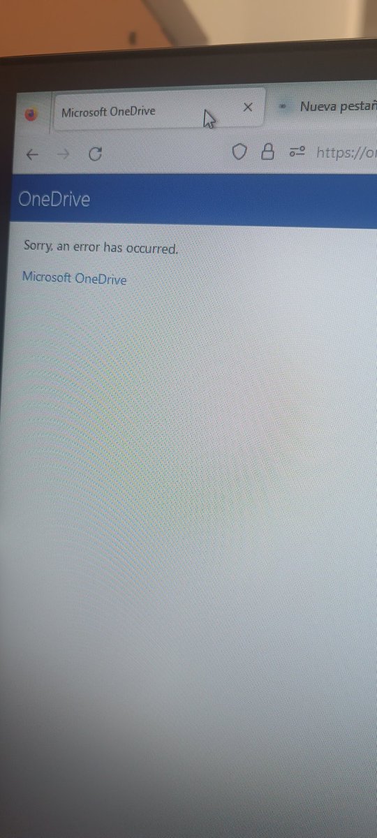 Clau_diaHS's tweet photo. Trabaja con archivos compartidos, decían, nada te detendrá, decían.
@onedrive @Microsoft
#onedrivedown https://t.co/4wUUOgm0Df