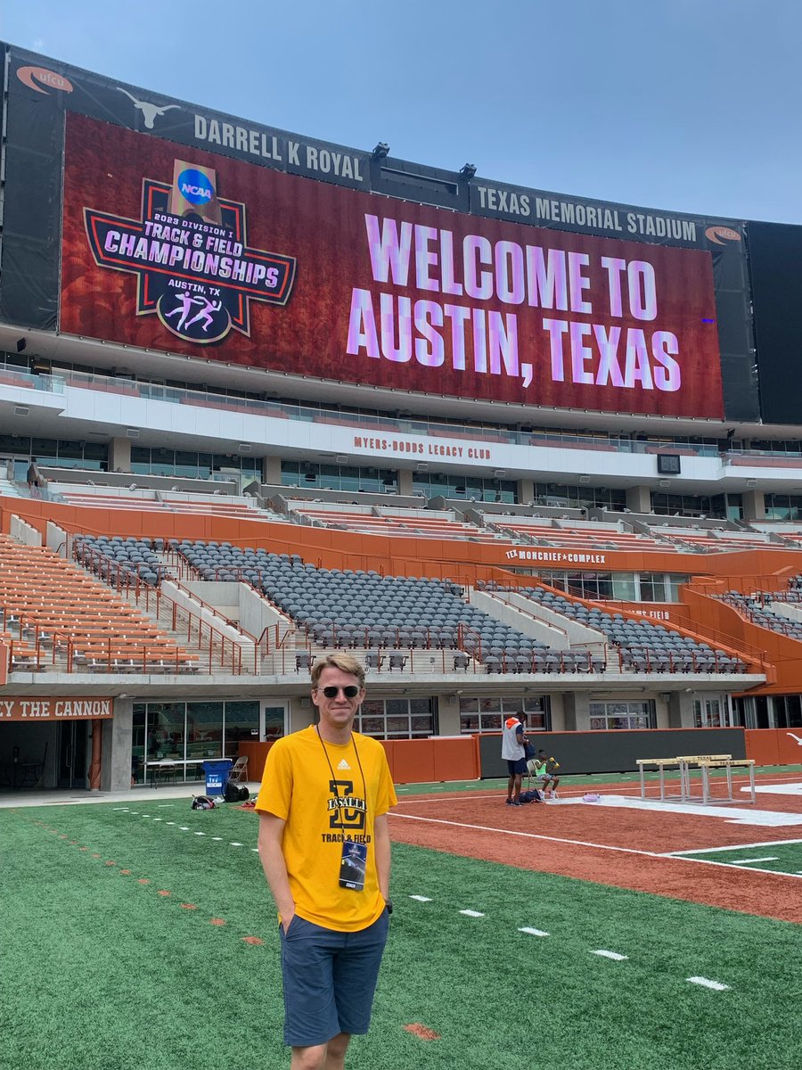 Checking in from Austin! 

#GoExplorers🔭