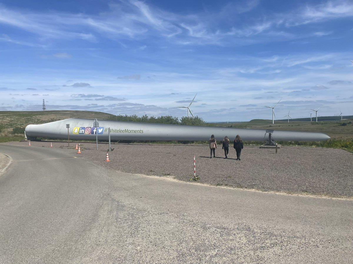 @RenfrewFlexi learning all about climate change and sustainability today @Visit_Whitelee. Thanks so much to @SMFCStreetStuff for taking them! Amazing opportunity for a hands on learning experience. 🍃