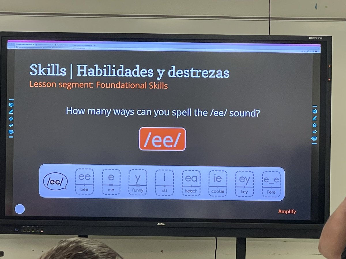 kmtarin's tweet photo. Did you know that there are 8 ways to spell the /ee/ sound? 
Our DL teachers are learning all about the @Amplify Texas Curriculum at the #CURRICAMP23 @DallasReads
Portable 10 with Nieves! https://t.co/KyDUqvWGJQ