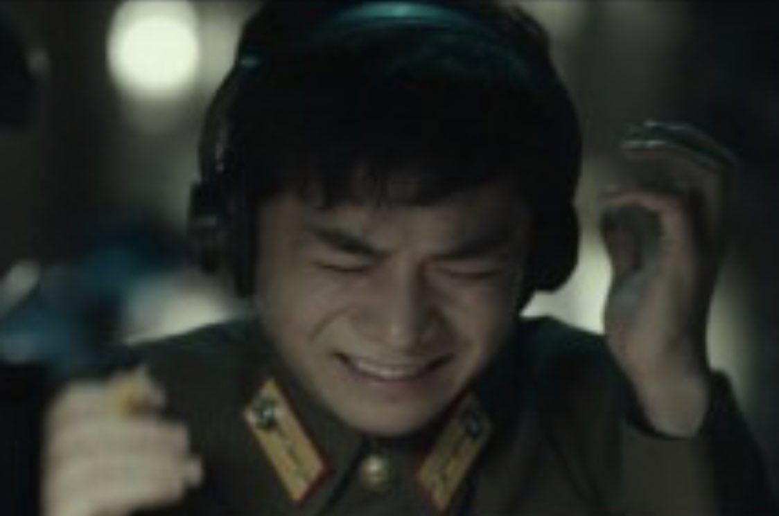 hohohong508's tweet photo. @movie_n_NEW 귀떼기 https://t.co/JmymH1FXkm