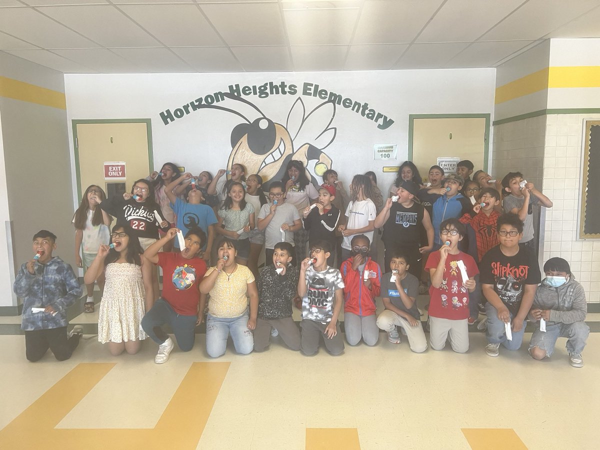 A huge thanks to @rtj03  from #RenLearnUS for the goodies to recognize our scholars for participating in the MyOn summer reading challenge.  Our scholars have read:
3650 books
109000 pages 
47,315 minutes 
Keep on reading Hornets 🐝 
#ReadersBecomeLeaders #TeamSISD #BetheLight