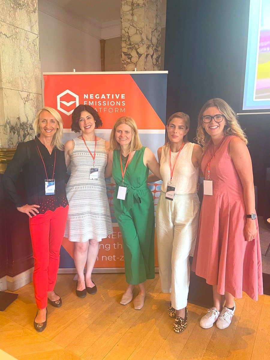 Proud of the #WomenInCDR today with @PiaHenriettaMoon from <a href="/CarboCulture/">Carbo Culture</a> speaking on the Business of CDR at the #CDRSummit by <a href="/NEP_Brussels/">Negative Emissions Platform</a> with a stellar group of CDR pioneers from <a href="/carbonfuture_/">carbonfuture_</a> <a href="/CharmIndustrial/">Charm Industrial</a> <a href="/CarbonEngineer/">Carbon Engineering</a> and <a href="/cur8earth/">CUR8</a> ✨🙌
