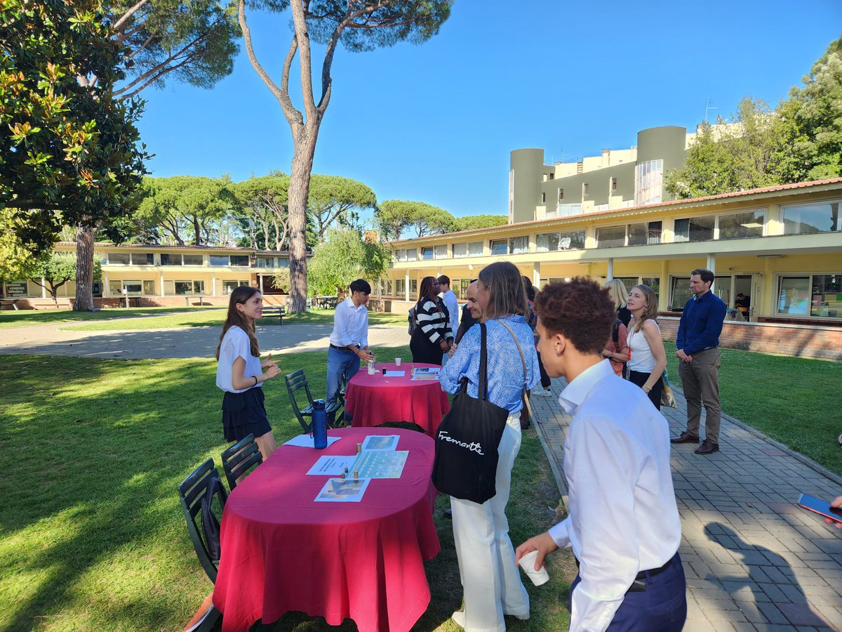 Students are required to create an exhibition for TOK - part of the IB program journey. Thank you to Linda Duggan, TOK Teacher in preparing our IB scholars this year.

#aosr #internationalschool #TOK #ibworldschool #americanoverseasschoolofrome #internationaleducation