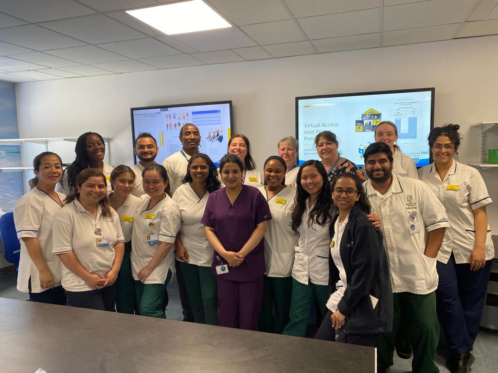 AFTS team did an excellent presentation at the AHP Celebration conference yesterday! They presented two innovative projects: Recovery Coaching Exercise Programme and Virtual Access Visit. 
This was well received and praised by the attendees. 
#BHRUT 
#AcuteFrailtyTherapyService