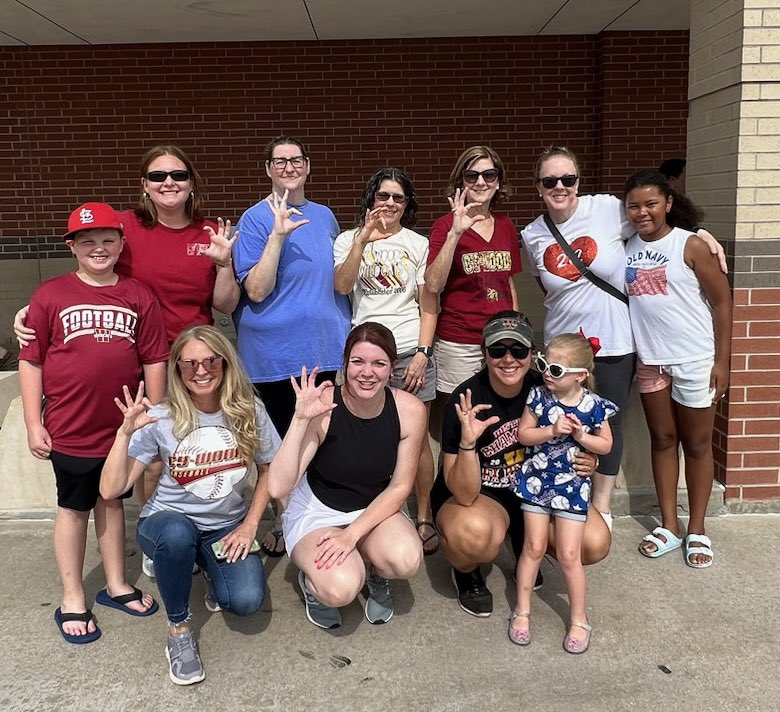 These #MathTeachers showed up to wish our @CWCatsBaseball good luck on their travels to STATE!!! #spiritof212 #cdubuknow #212MATHtravels #cfisdspirit @CyWoods212 @CW_Athletics @CyWood_Boosters @CyFairISD