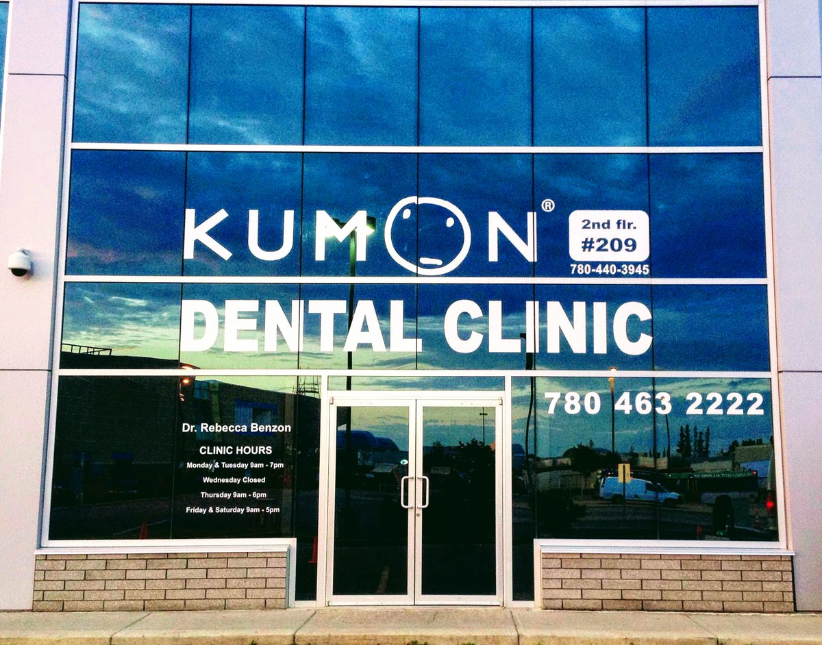AlbertaSigns's tweet image. 🖼️ Let your windows and doors speak for your brand! Our custom graphics turn ordinary surfaces into attention-grabbing marketing tools. Transform your space and leave a lasting impression on passersby. ✨ #WindowGraphics #DoorGraphics #BrandAwareness #Albertasignrentals