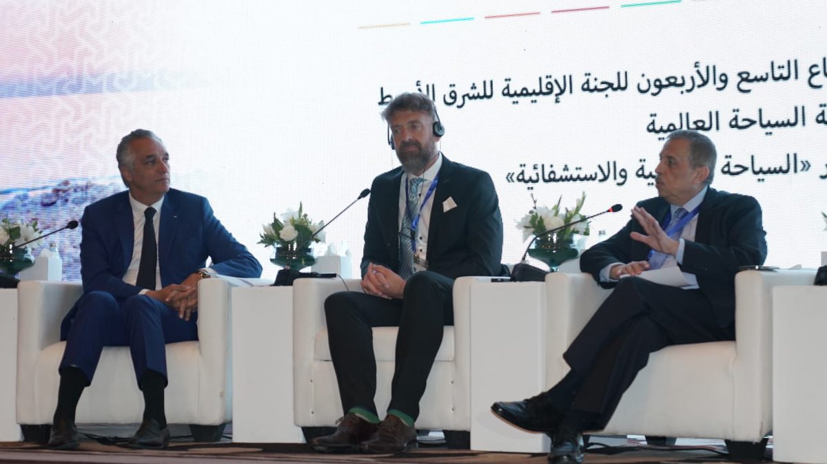 PHA_Jordan's tweet photo. وك��لة الانباء الاردنية بترا - الحموري: إعلان الأردن مركزاً إقليمياً للسياحة العلاجية والاستشفائية إنجاز نعتز به 

أعرب رئيس #جمعية_المستشفيات_الخاصة #الدكتور_فوزي_الحموري عن فخره واعتزازه بإعلان منظمة السياحة العالمية، عن أن "الأردن مركزاً إقليمياً للسياحة العلاجية والاستشفائية".

وأعلنت المنظمة ذلك خلال "مؤتمر السياحة العلاجية والاستشفائية" والذي عقد على هامش المؤتمر الإقليمي لمنظمة السياحة العالمية في مركز الملك الحسين للمؤتمرات- البحر الميت، والذي قامت منظمة السياحة العالمية بالتعاون مع وزارة السياحة وجمعية المستشفيات الخاصة بتنظيمه، بحضور وزير السياحة مكرم القيسي و #وزير_الصحة الدكتور فراس الهواري والمدير الإقليمي لمنظمة السياحة العالمية في الشرق الأوسط بسمة الميمان، والعديد من وزراء السياحة العرب وبمشاركة ممثلي القطاعات الصحية والسياحية في الأردن والدول العربية.

وعرض الحموري إيجازاً حول الإنجازات التي حققها #القطاع_الصحي الأردني خلال العقود الماضية والتي أهلته للحصول على هذا الاعتراف العالمي، مؤكداً أن هذا الإعلان من قبل منظمة السياحة العالمية يعزّز مكانة الأردن كمقصد للسياحة العلاجية والاستشفائية على مستوى الإقليم والعالم.

وأشاد بالتعاون والتشاركية ما بين جمعية المستشفيات الخاصة و #وزارة_السياحة في تقديم ملف الأردن للمنظمة مسندا بالمقومات التي يتمتع بها الأردن بشكل عام والقطاع الصحي والقطاع السياحي بشكل خاص حيث أثمر هذا التعاون بحصول #الأردن على هذا الاعتراف العالمي.
ولفت إلى أن هذا الاعتراف يحتم أن نحافظ على جودة الخدمات الصحية المقدمة للمرضى من خلال التوسع في حصول #المستشفيات على شهادات الاعتمادية، بالإضافة إلى تفعيل التطوير المهني المستمر للكوادر الصحية و��مان تنافسية الأسعار بما يؤدي إلى زيادة أعداد زوار المملكة بهدف العلاج والاستشفاء.... للمزيد اقرأ في https://t.co/zu5867m1x3
