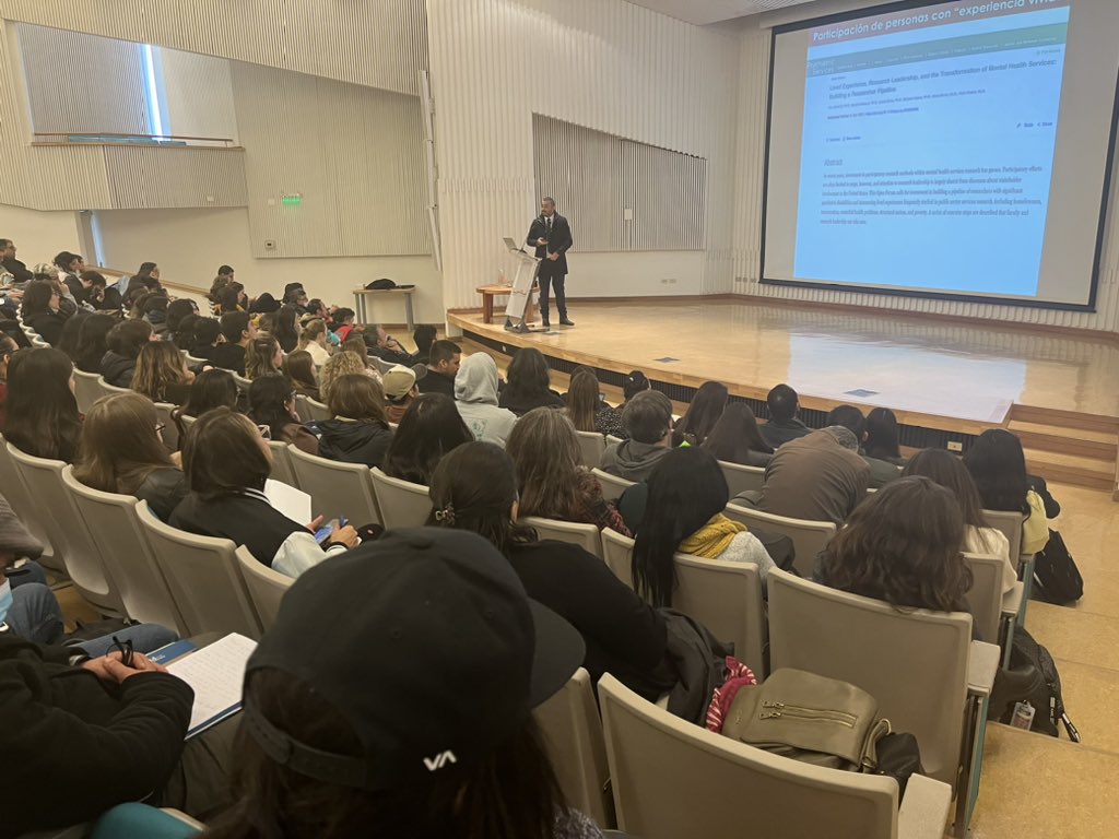 UAI_VINA's tweet photo. En #UAIVINA en seminario “Estigma y Salud Mental”, organizado por @Psicologia_UAI y @SonepsynChile
“El Recovery personal se ha transformado en el principal enfoque para la prevención y tratamiento en salud mental”, Franco Mascayano @Columbia https://t.co/pFbE3khtAG