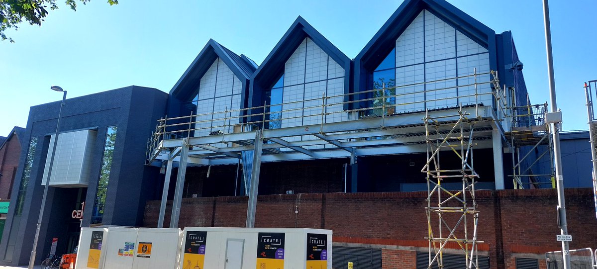 New balcony structure has put on beside 17 & Central Shopping Centre, Walthamstow for new Crate. Thursday 8th June 2023