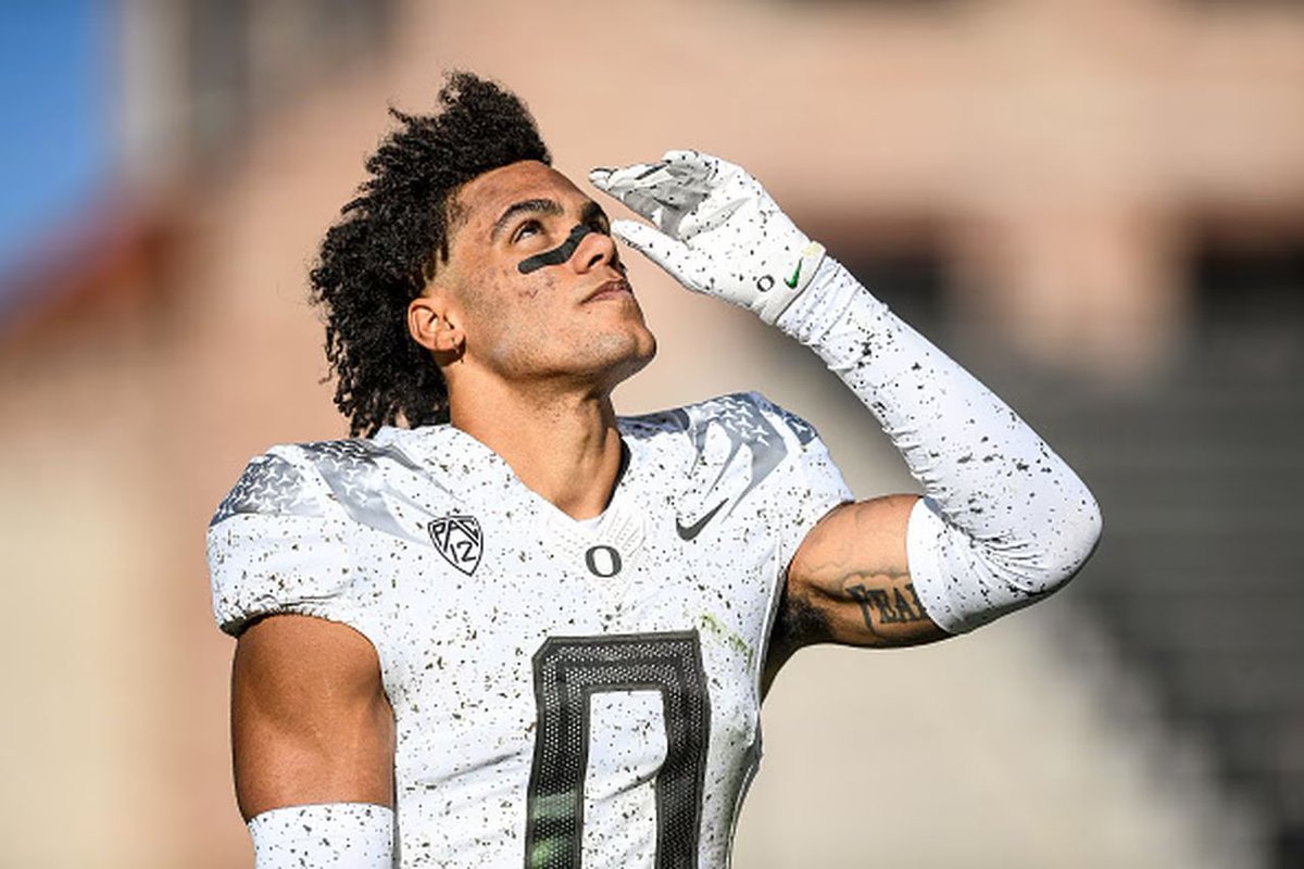 Former #Patriots safety Devin McCourty on 1st-round pick Christian Gonzalez:

“I hate when people rank rookies over guys who have had success in the NFL, but I’ve talked to some of those guys and they’re like, ‘Man, Gonzalez, he can play.’”

Start the hype train ❤️💙