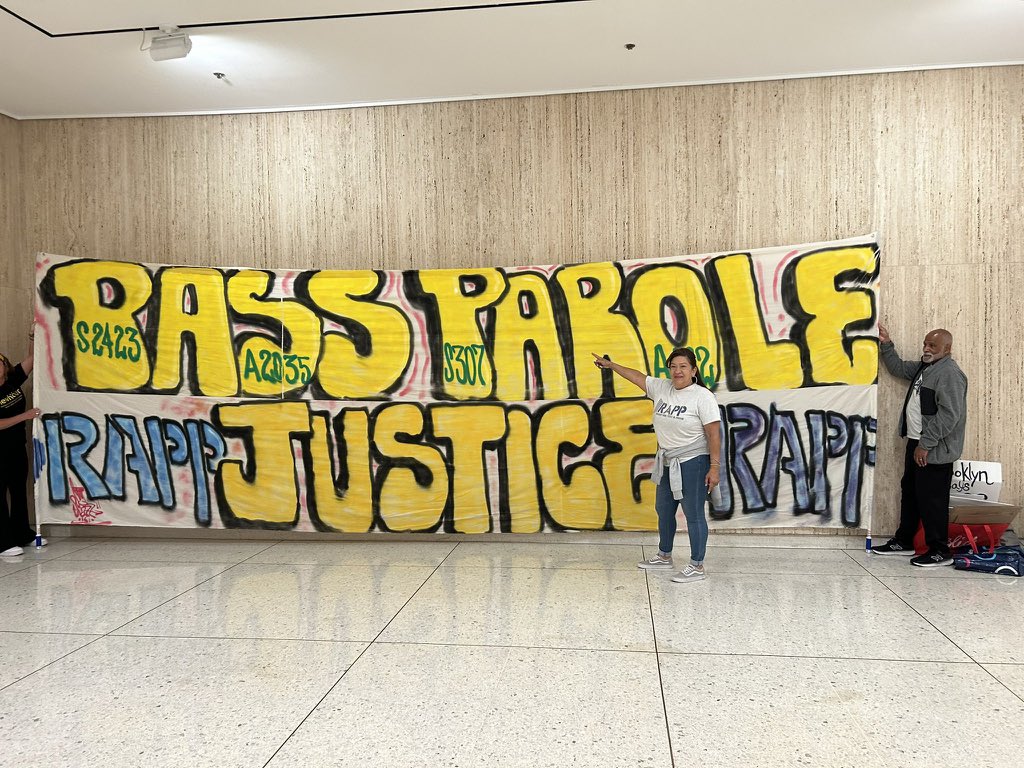 Our message is clear:
Pass 👏 
Parole 👏 
Justice 👏