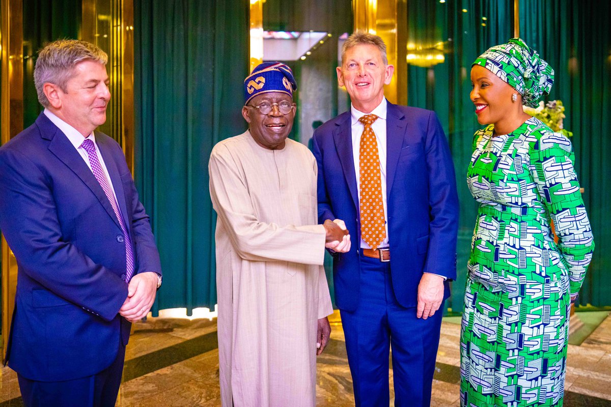 It was a pleasure to play host to Exxon Mobil Executives, Mr Liam Mallon and Mrs Adesua Dozie, at the State House earlier today. The meeting marks the continuation of this administration’s efforts to secure the collaboration of critical players in the oil sector towards ensuring