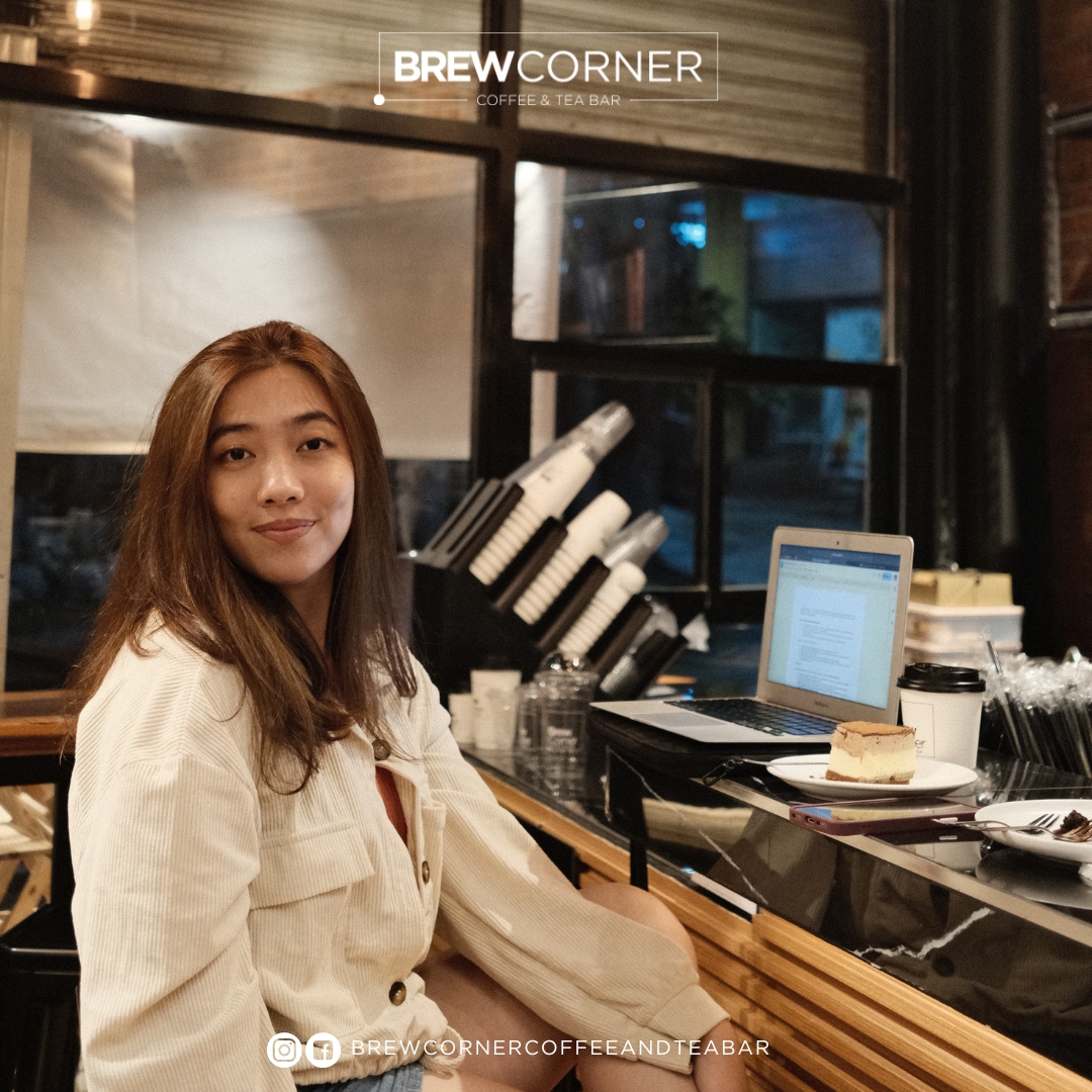 BrewCornerCafe's tweet photo. Drink good coffee and study! 🤎

⏰OPEN DAILY: 12pm to 1am
📍2 Xavierville Ave, Loyola Heights. Quezon City https://t.co/zBghbGVOGk