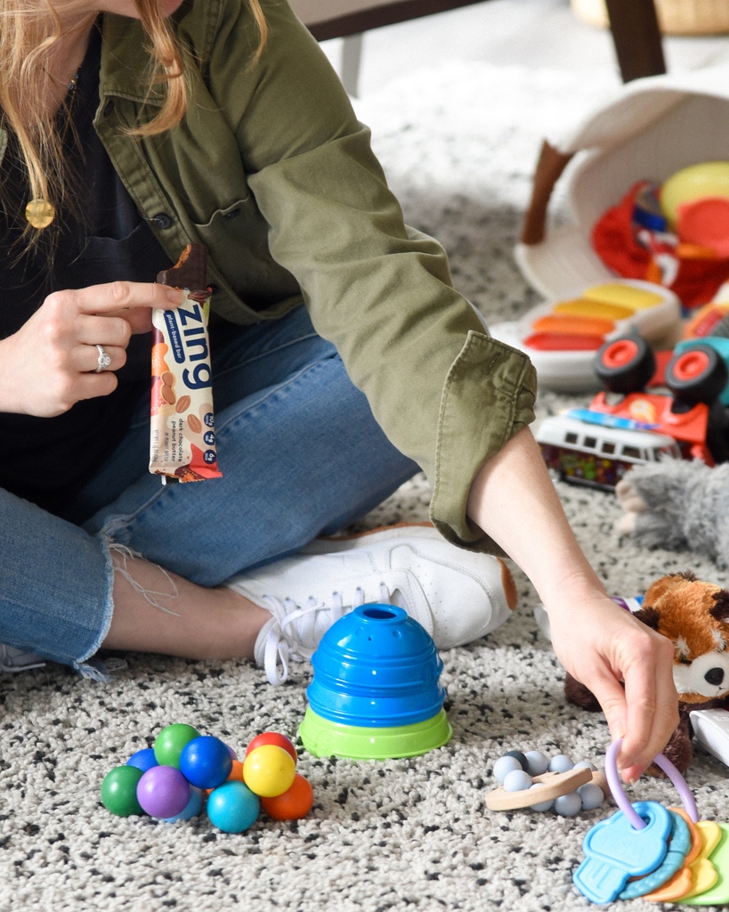 Need a breather from all the cleaning? Take a break and indulge in a #zingbar!✨ Our delicious flavors will satisfy your cravings and give you the energy you need to tackle the rest of your to-do list.✅ #TakeABreak #CleanHouseHappyLife #SnackTime #HealthyLiving