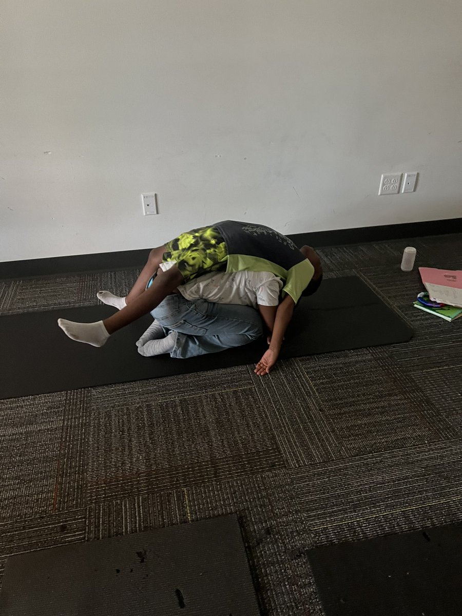 arethahudson's tweet photo. Rock and a lizard 

#KJTMASummerSafari
@taylord2win @yolandahanspard
Great things are happening during our summer experience. https://t.co/cPQjEzeUzv