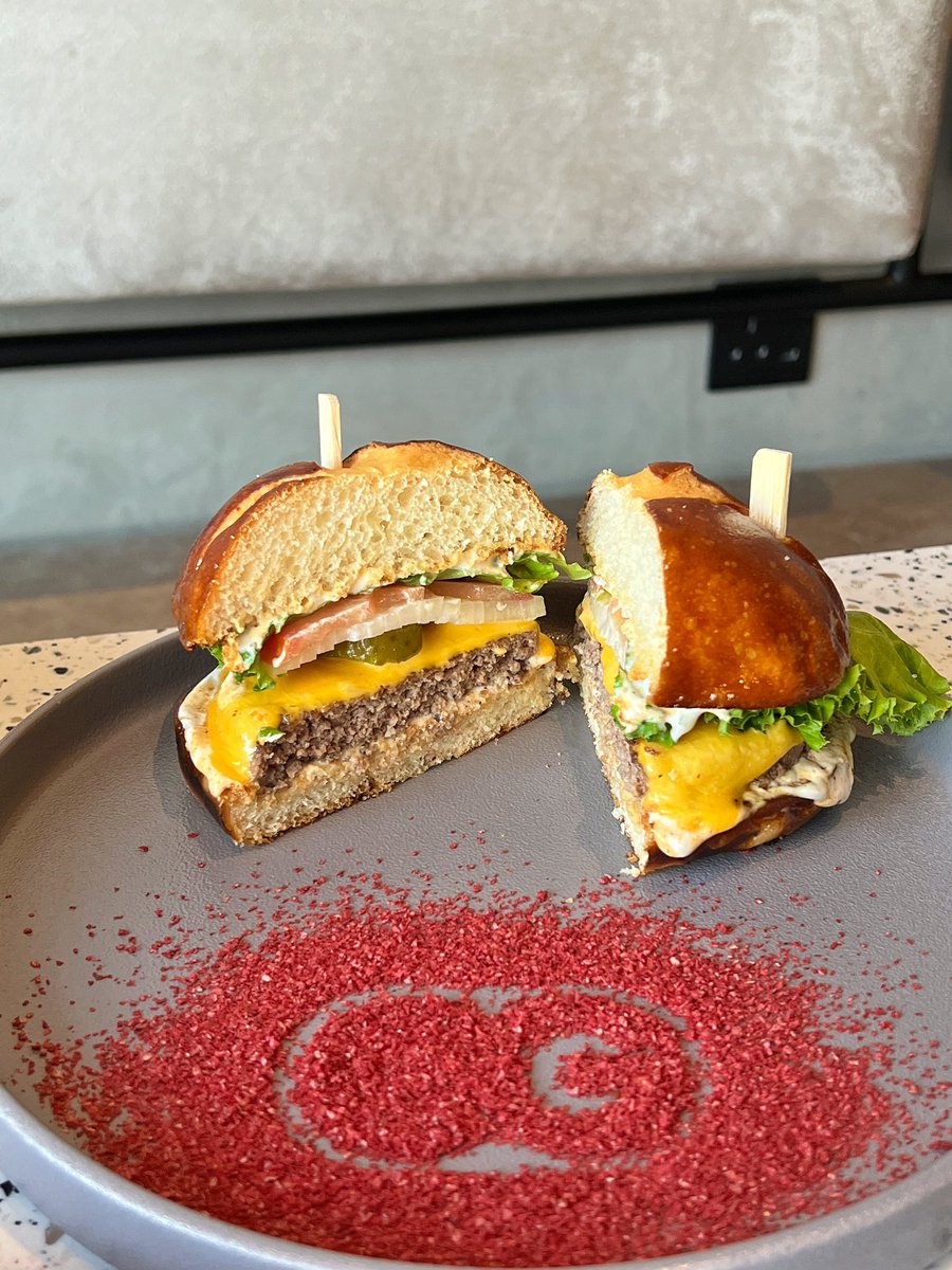 طارق | مطاعم وكافيهات tweet media