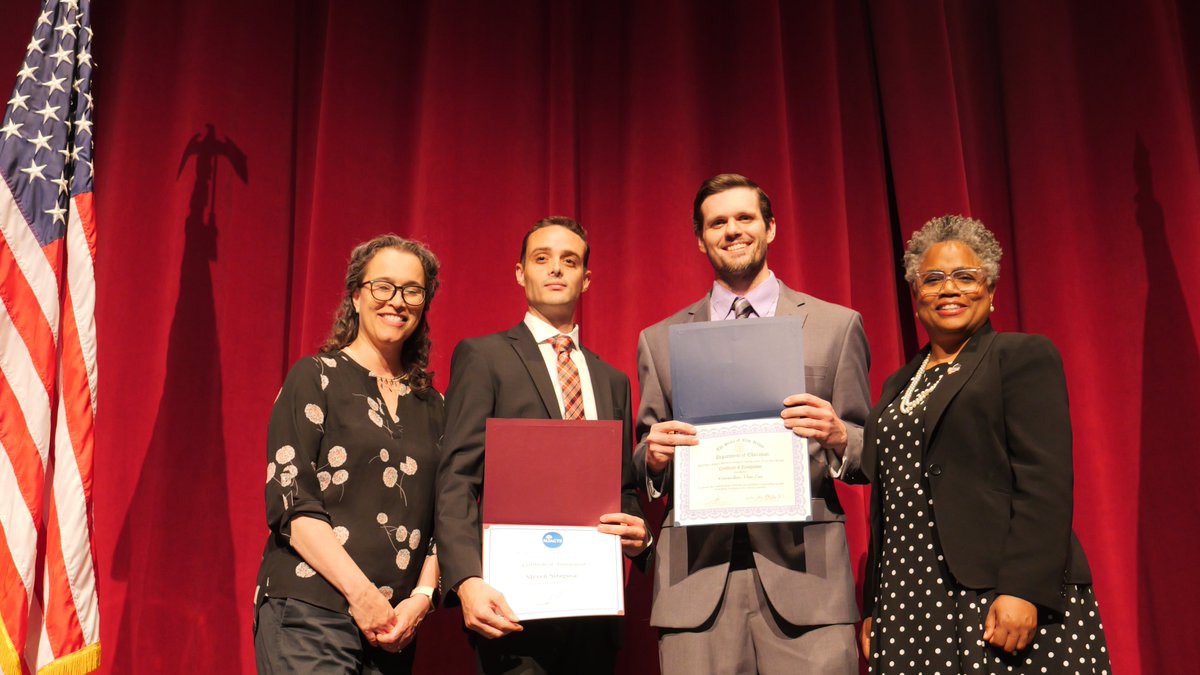 Three #wpunj teacher candidates, Maria Gomez, Steven Siragusa & Sal Montero & their clinical educators were recognized as NJ Distinguished Clinical Interns by @NewJerseyDOE Acting Commissioner Angelica Allen-McMillan on June 7.
@WaldwickJAT @PVHS_Hornets @NewJerseyDOE 
@NJACTE1