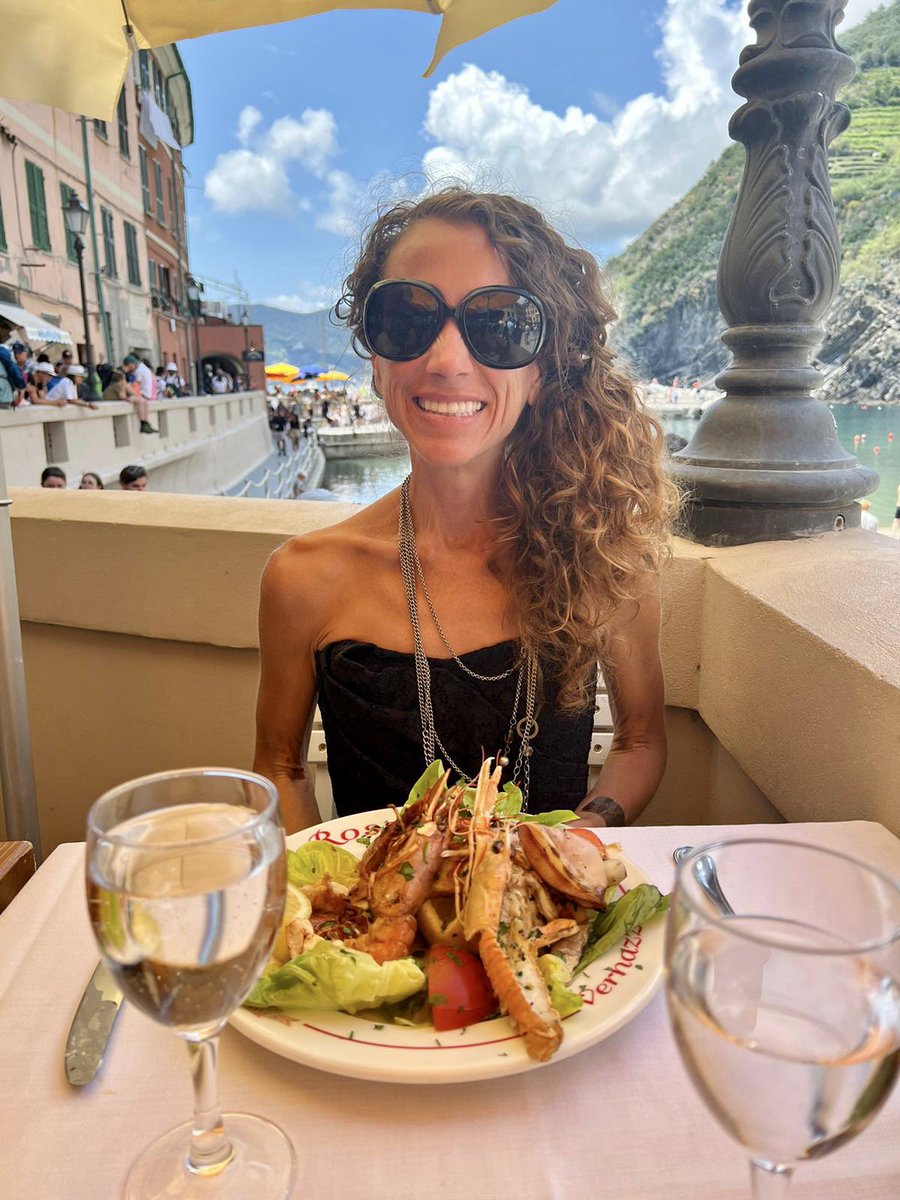 MariaEmmerich's tweet image. My first time in Cinque Terre &amp;amp; it has exceeded expectations ❤️ 

#italy #wanderlust #whatieat @MilleVieTravel @HuffPostTravel