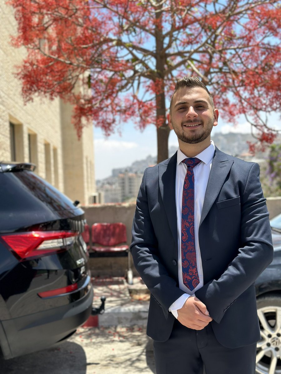 kayed_amjad's tweet photo. Officially graduated 👨‍🎓👨‍🎓

الحمدلله قد أكملت كافة متطلبات درجة البكالوريوس في تخصص هندسة الحاسوب وذلك بعد مناقشة مشروع التخرج الثاني والأخير. https://t.co/FbOa9vPHvK