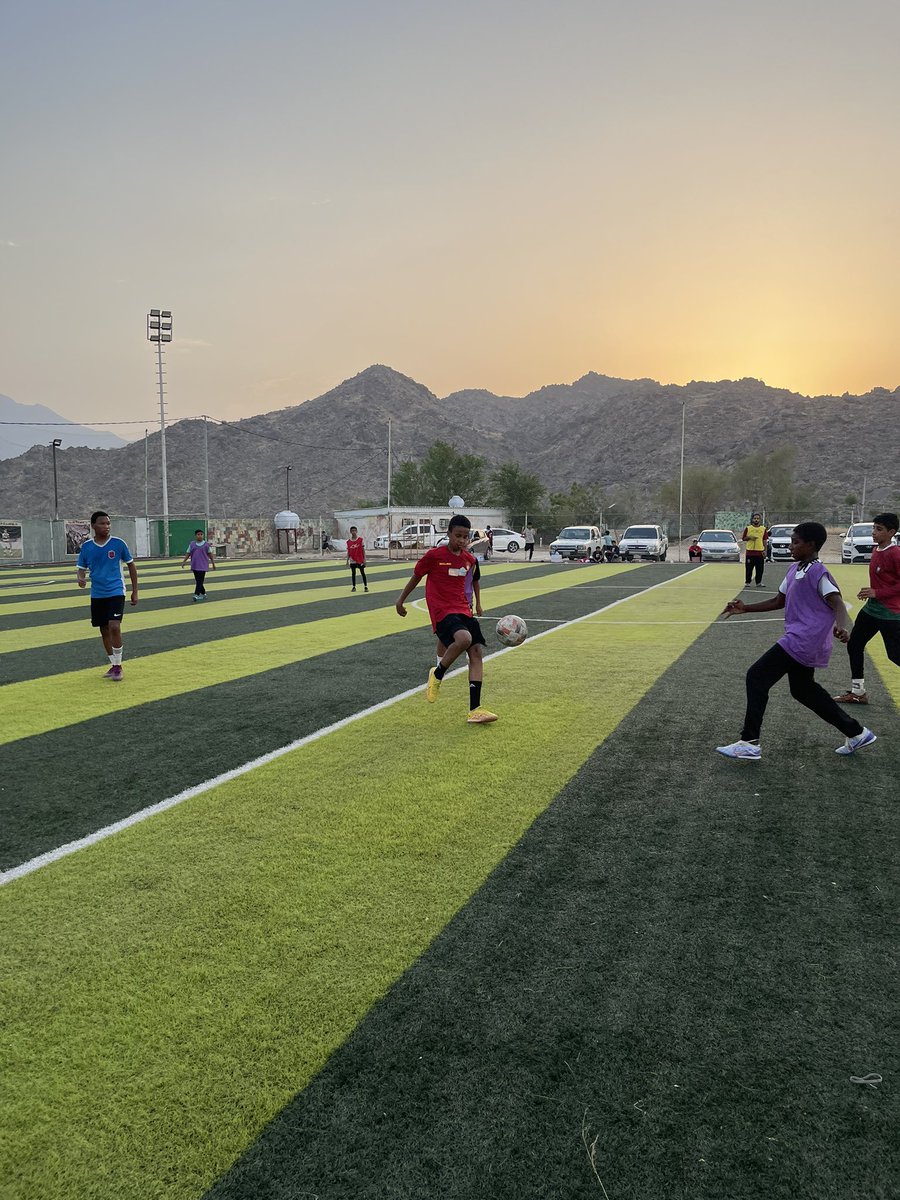 Academy_jq2022's tweet photo. صور من البطولة الداخلية للأكاديمية المقامة على ملعب جوهرة قنونا 🏟️.
#أكاديمية_جوهرة_قنونا 
@c__spoort https://t.co/MXwqTXHI6T